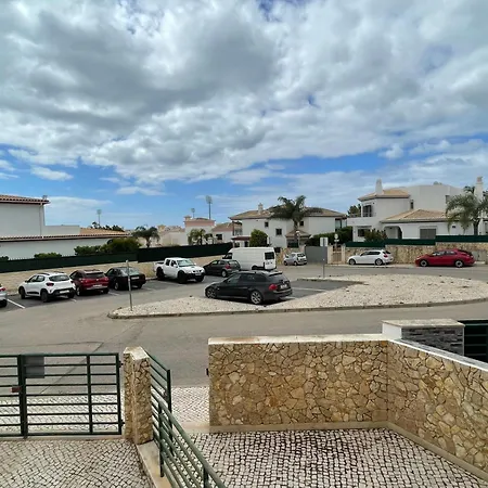 Maison De Famille A *
