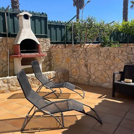 Semesterbostad Casa Peixinhos-Maison Familiale A Albufeira *